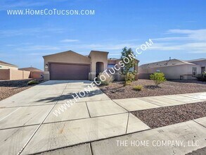 7137 S Draper Rd in Tucson, AZ - Building Photo - Building Photo
