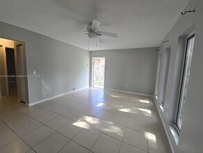 4830 SW 27th Ave in Fort Lauderdale, FL - Building Photo - Building Photo