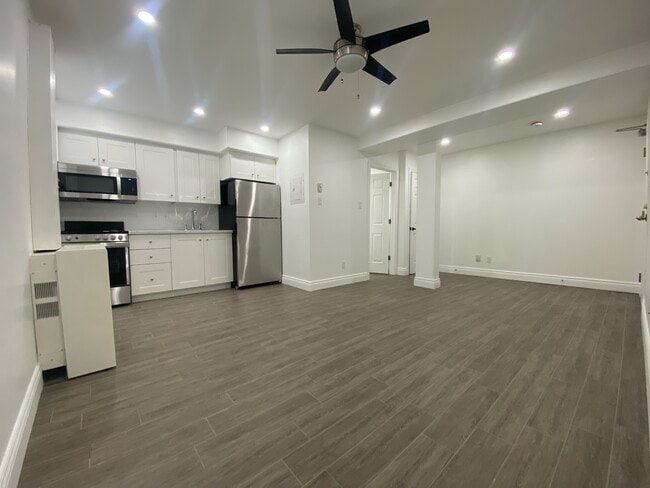 property at 110 Gloucester St