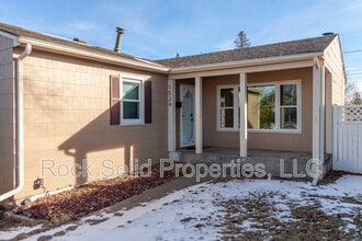 1529 Walnut Dr in Cheyenne, WY - Building Photo - Building Photo
