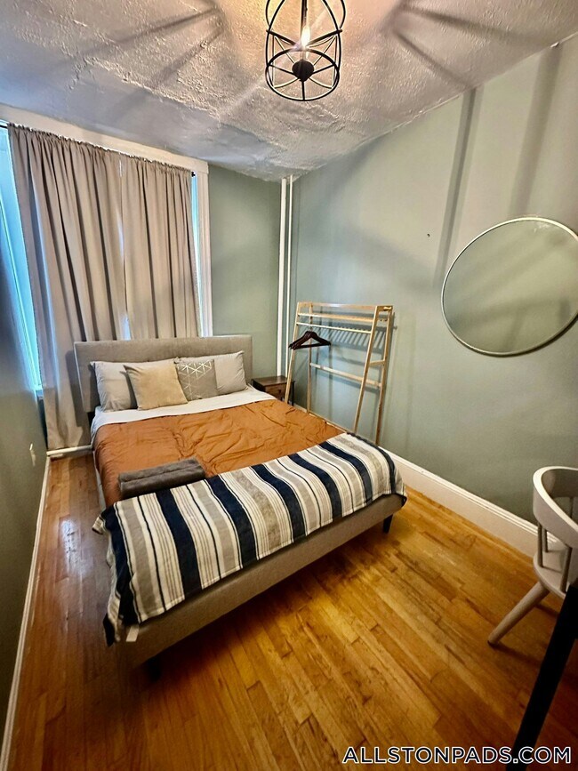 7 Linden St in Boston, MA - Building Photo - Building Photo
