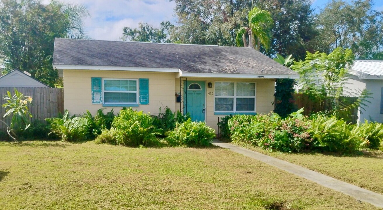 452 45th Ave N in St. Petersburg, FL - Building Photo