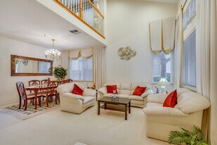 27479 Green Wood Rd in Hayward, CA - Building Photo