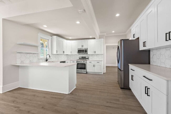 property at 110 S Willard Ave