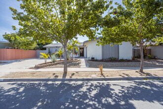 8511 Fensmuir St in San Diego, CA - Building Photo - Building Photo