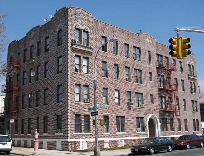 3105 Avenue D in Brooklyn, NY - Foto de edificio - Building Photo