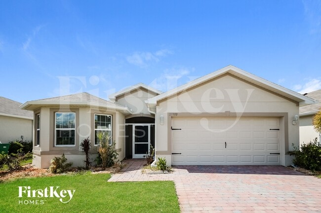 property at 27993 Arrowhead Cir