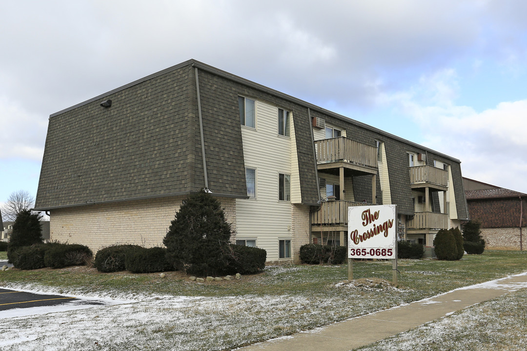 The Crossings in Elyria, OH - Building Photo