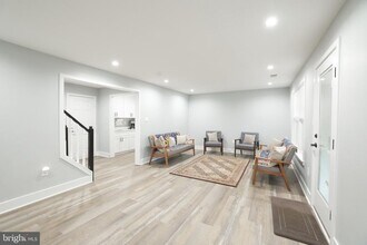 20654 Sound Terrace in Sterling, VA - Building Photo - Building Photo