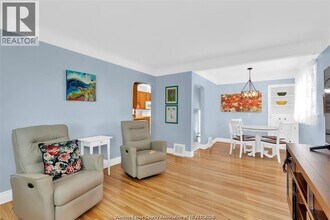 3692 McKay Ave in Windsor, ON - Building Photo - Building Photo