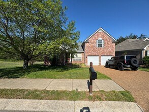 245 Cobblestone Landing in Mount Juliet, TN - Building Photo - Building Photo