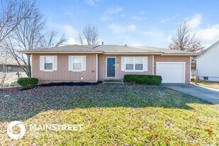 1510 Jones Ave in Pleasant Hill, MO - Building Photo