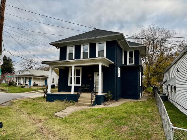 property at 2639 Northwestern Pkwy