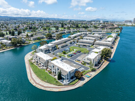 Isle Cove Apartments