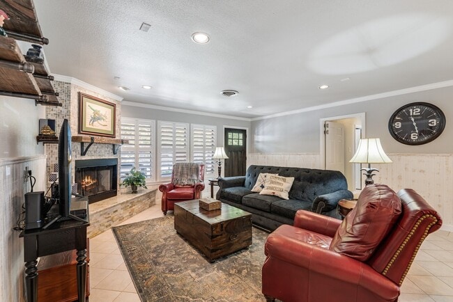 property at 1011 Timber Elm