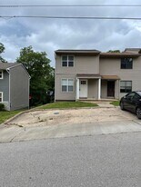 136 Vickie Lynn Ln in St. Robert, MO - Building Photo