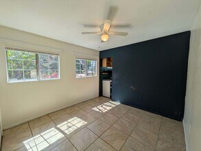 9401 Notre Dame Ave in Chatsworth, CA - Building Photo - Building Photo