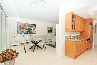 411 N New River Dr E in Fort Lauderdale, FL - Building Photo - Building Photo