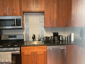 1846 N Mozart St, Unit Mozart1 in Chicago, IL - Building Photo - Building Photo