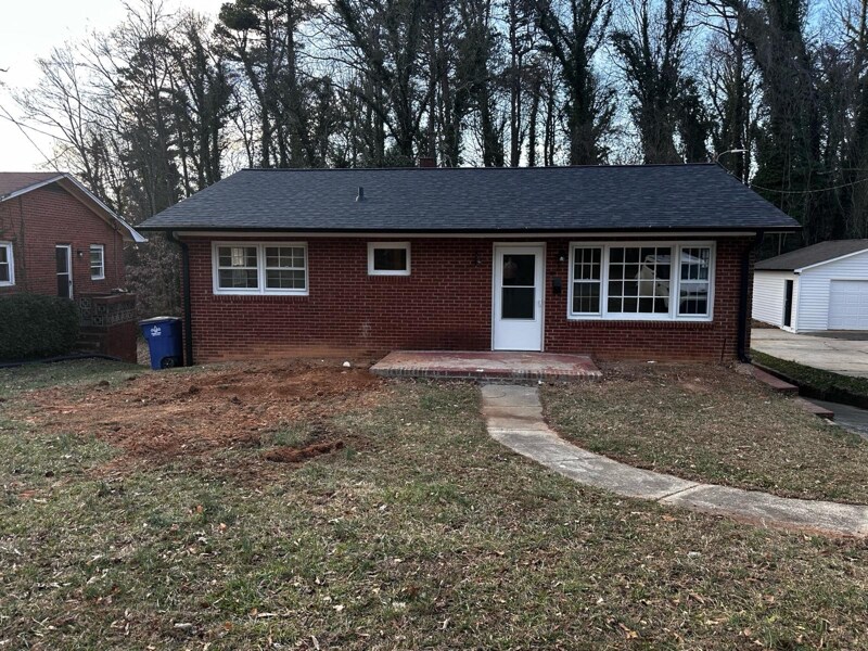 2054 K Ct Ave in Winston-Salem, NC - Building Photo