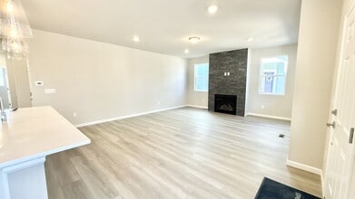 764 Wood Sorrel Ln in Fort Collins, CO - Building Photo - Building Photo