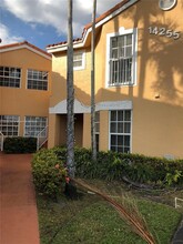 14255 SW 57th Ln in Miami, FL - Building Photo - Building Photo