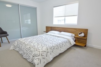 Pacifico Apartments in Santa Monica, CA - Building Photo - Building Photo