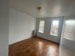 345 E 54th St in Brooklyn, NY - Building Photo - Building Photo