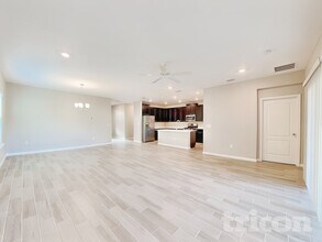 38 Athens Dr in St. Augustine, FL - Foto de edificio - Building Photo