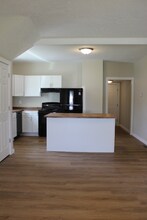 419 S Clay St in Marshfield, MO - Foto de edificio - Building Photo