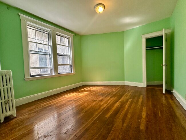 24 Sidlaw Rd, Unit 28-6 in Boston, MA - Foto de edificio - Building Photo