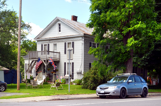 4853 Rt-81 in Greenville, NY - Building Photo - Building Photo