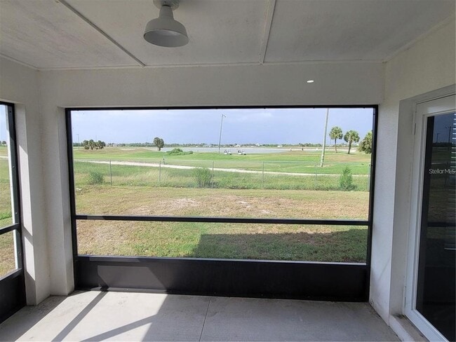 7330 David Blvd in Port Charlotte, FL - Building Photo - Building Photo