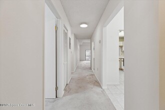 744 S Orlando Ave in Cocoa Beach, FL - Building Photo - Building Photo