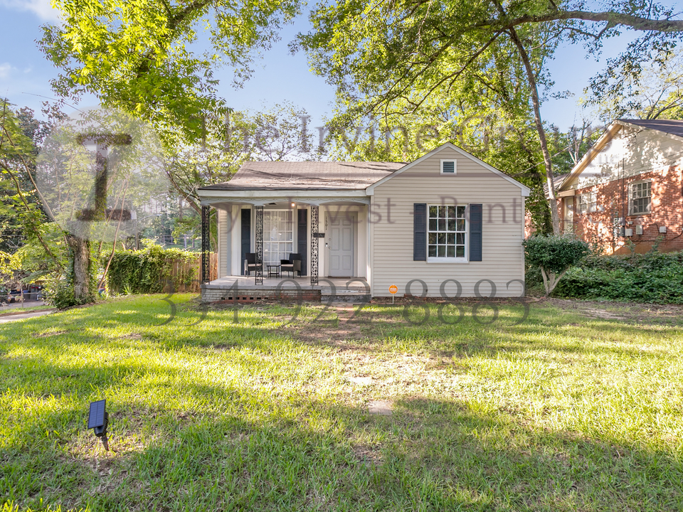 1501 Winona Ave in Montgomery, AL - Foto de edificio