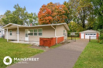 6001 Reigh Count Dr in Louisville, KY - Foto de edificio - Building Photo