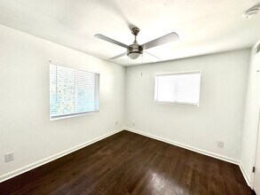 Arbors of East Atlanta in Atlanta, GA - Foto de edificio - Building Photo