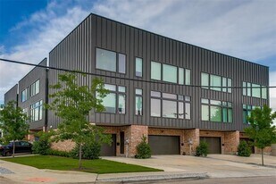 6039 Lewis St in Dallas, TX - Building Photo