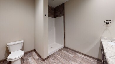 1014 13th Ave SE in Minneapolis, MN - Building Photo - Building Photo