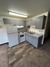 Summerset Apartments in Fargo, ND - Building Photo - Interior Photo