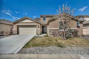 10345 Rollins Dr in Reno, NV - Building Photo