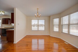16416 Borio Dr in Crest Hill, IL - Building Photo - Building Photo
