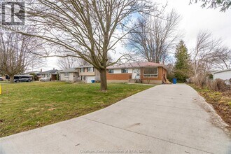 39 Alden St in Chatham, ON - Building Photo - Building Photo