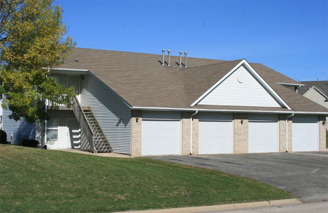 Rock Valley Apartments in Loves Park, IL - Building Photo