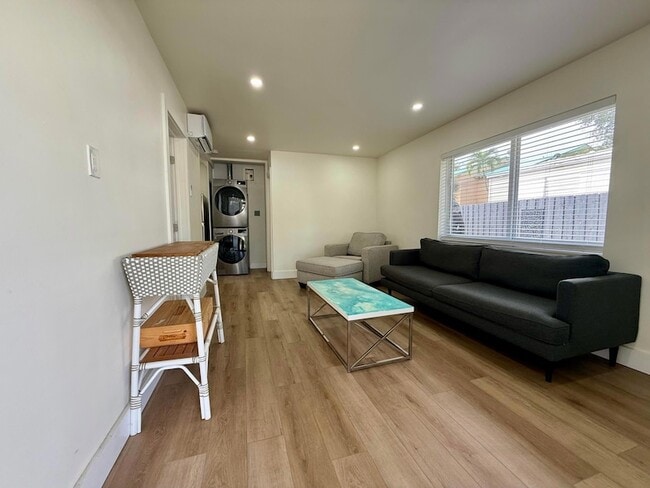 820 SE 14th St in Fort Lauderdale, FL - Building Photo - Building Photo