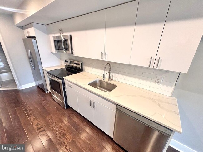 property at 3255 Ridge Ave