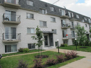 3795 Rocheleau in Longueuil, QC - Building Photo