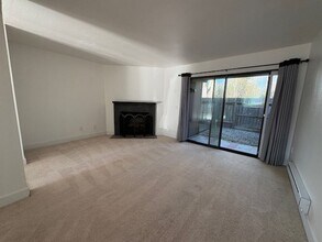 1415 Parkway Dr in Rohnert Park, CA - Building Photo - Building Photo