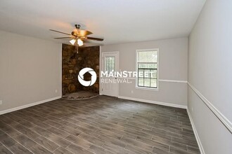 939 Valley Springs Dr in Southaven, MS - Building Photo - Building Photo
