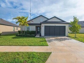 5318 Imagination Dr in Fort Pierce, FL - Building Photo